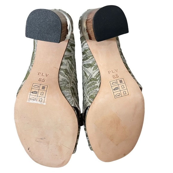 Pour La Victoire Sandals 8.5 Resort Jungle Harley Lucite Block Heel Slip On PLV - Picture 9 of 11